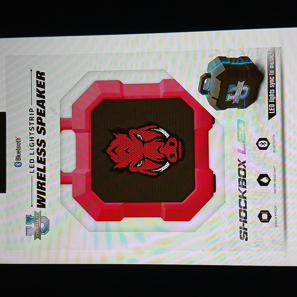 🔴NIB! University of Arkansas Bluetooth Speaker - Picture 2 of 3